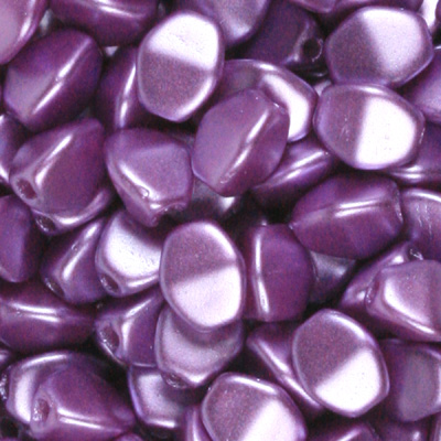 GBPCH-332 - Czech pinch beads - pastel lila