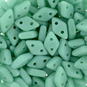 CMDI-140 - CzechMates Diamond Beads - op turquoise green
