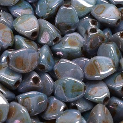 GBPCH-368 - Czech pinch beads - chalk lazure blue